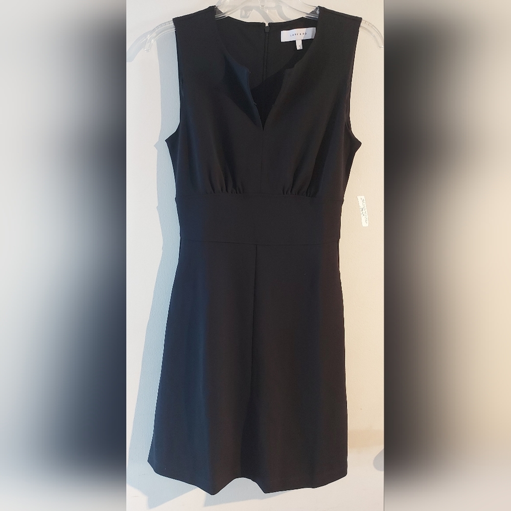 Lark & Ro black dress, NWOT, size 6